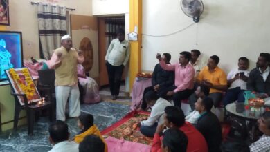 Photo of सर्वसामान्यांचे प्रश्न सोडवण्यासाठी पत्रकारांनी लेखणी वापरावी- ज्येष्ठ पत्रकार नरसिंह चिवटे