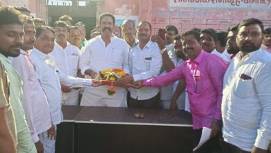 Photo of एक महिन्यात उजनी धरणग्रस्तांसाठी सकारात्मक निर्णय घेऊ; खा. निंबाळकर यांचे आश्वासन