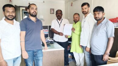 Photo of लम्पी’ रोखण्यासाठी बजरंग दलाची मदत घ्या; बजरंग दलाचे पशुसंवर्धन अधिकाऱ्यांना निवेदन