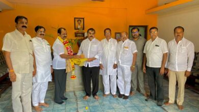 Photo of बार्शीचे आमदार राजेंद्र राऊत यांनी घेतली माजी आमदार जगताप यांची भेट