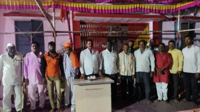 Photo of पुनवर येथील ग्रामपंचायत सदस्यांचा ‘या’ मान्यवरांच्या उपस्थितीत आ. संजयमामा शिंदे गटात प्रवेश