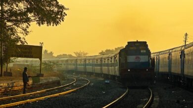 Photo of अखेर प्रवासी संघटनेच्या मागणीला यश; उद्यापासून पारेवाडी स्टेशनवर ‘या’ गाडीला मिळाला थांबा