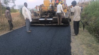 Photo of मा.आ. संजयमामा शिंदे यांच्या प्रयत्नातून रस्ता डांबरीकरणाचे काम पूर्णत्वास; प्रहारचे तालुकाध्यक्ष तळेकर यांची माहिती